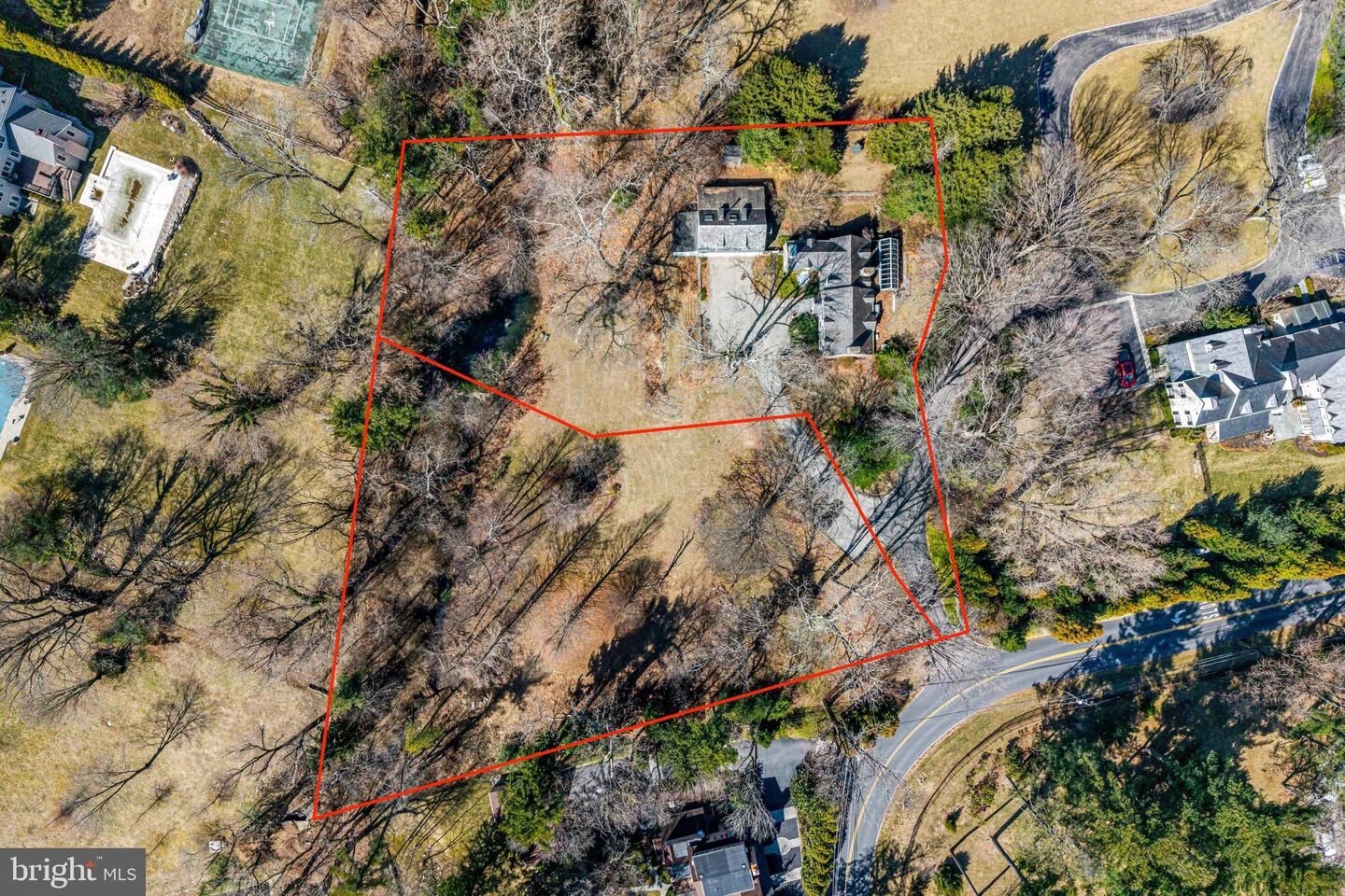 Property Photo:  846-850 Mt Pleasant Road  PA 19010 
