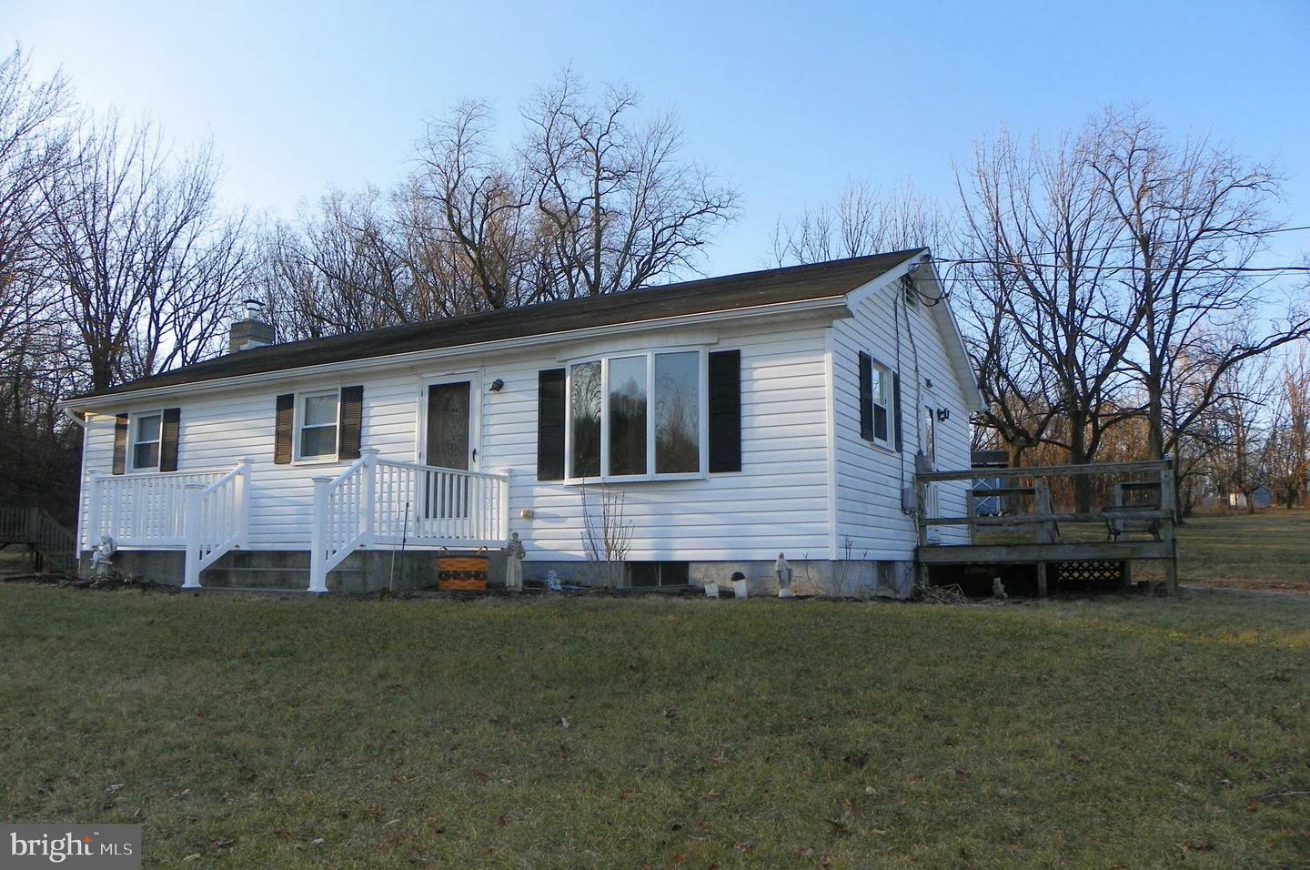 7667 Creager Road  Waynesboro PA 17268 photo