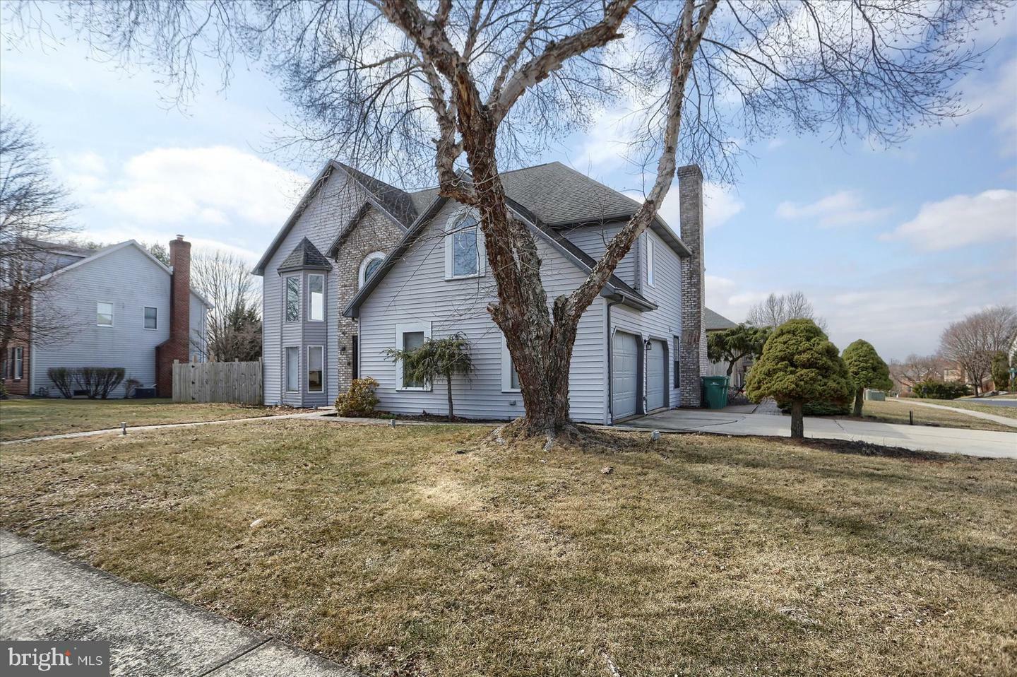 Property Photo:  1021 Kent Drive  PA 17050 