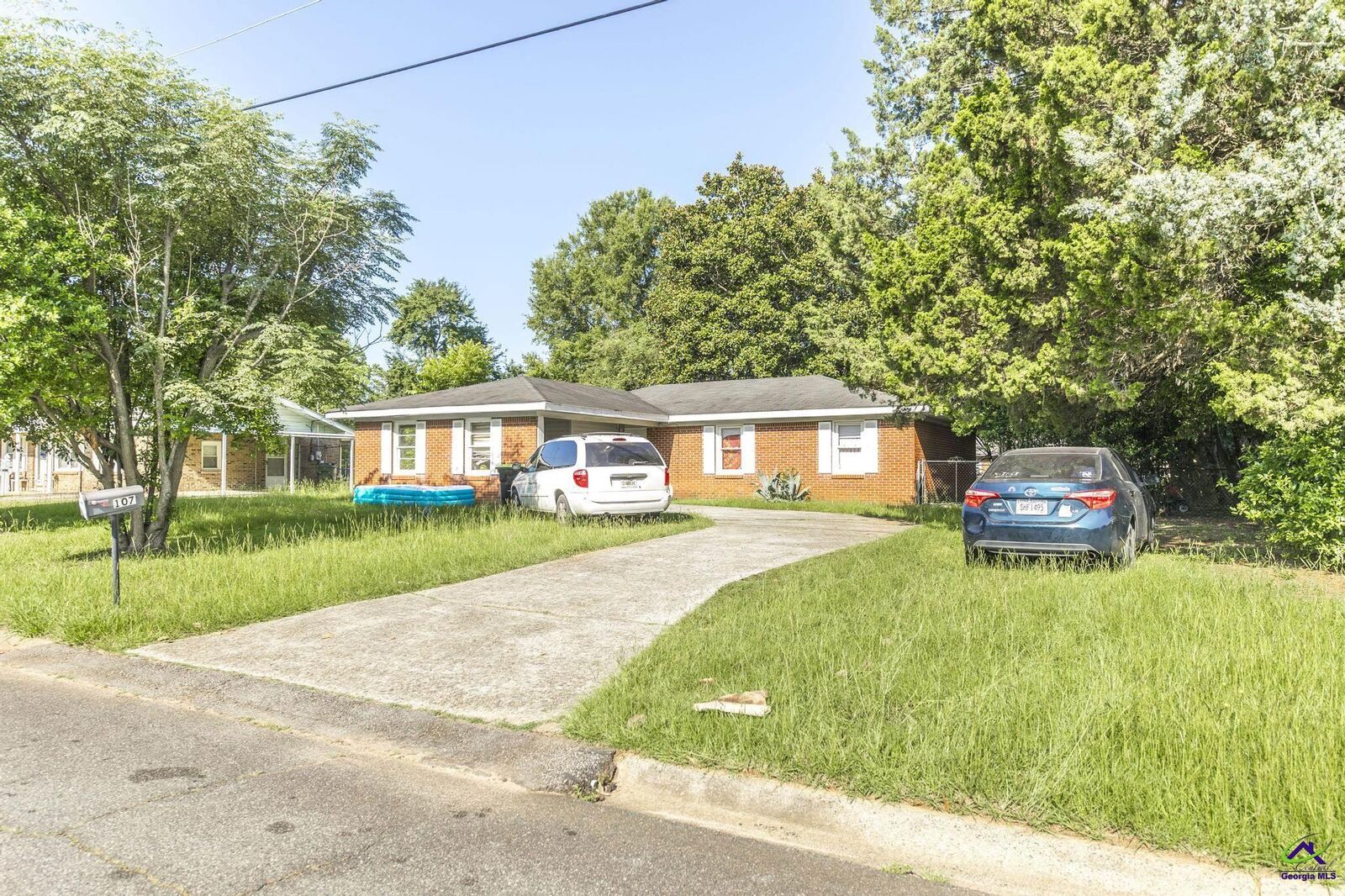 Property Photo:  107 Virginia Drive  GA 31093 