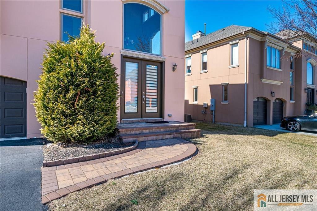 Property Photo: 86 Davinci Drive NJ 08852