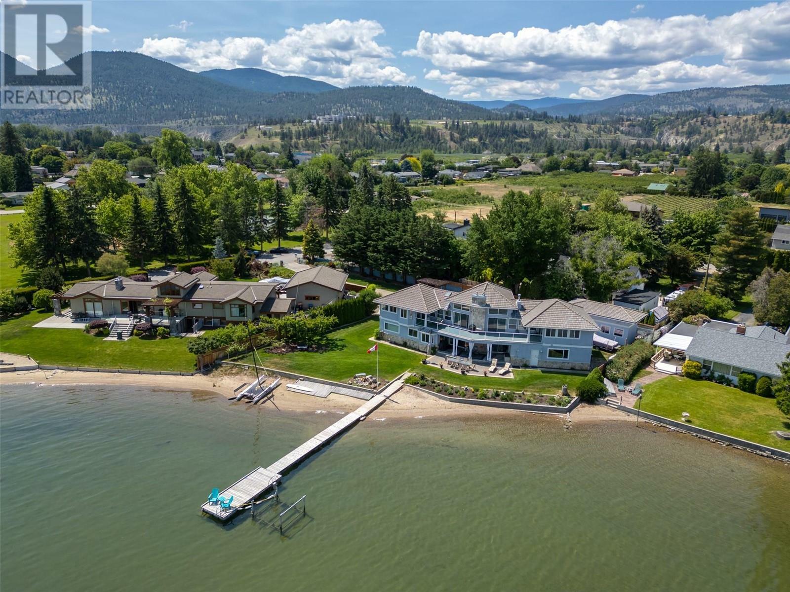 Property Photo: 914 Powell Beach Road BC V0H 1Z9