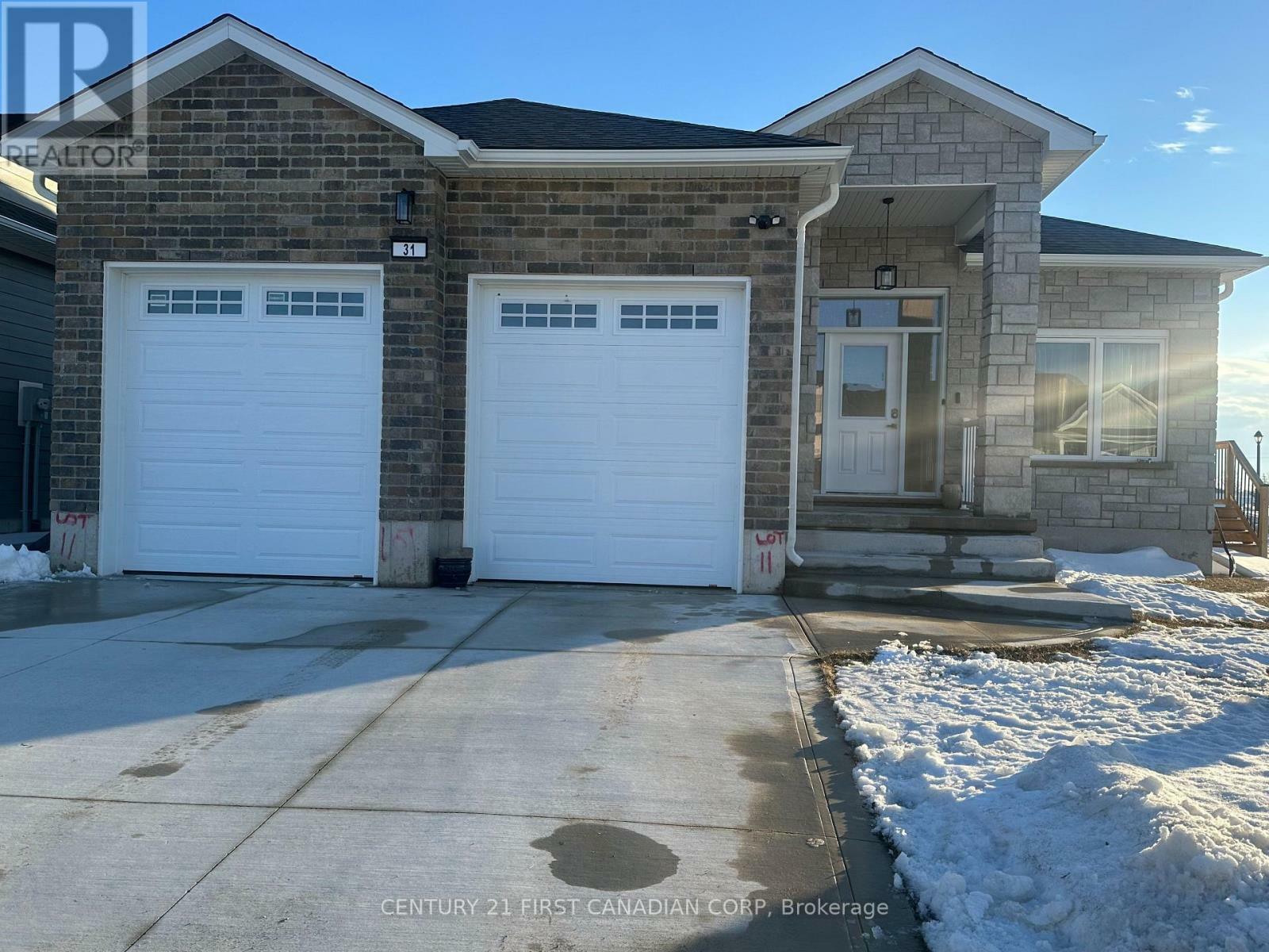 31 Brooklawn Drive  Lambton Shores (Grand Bend) ON N0M 1T0 photo