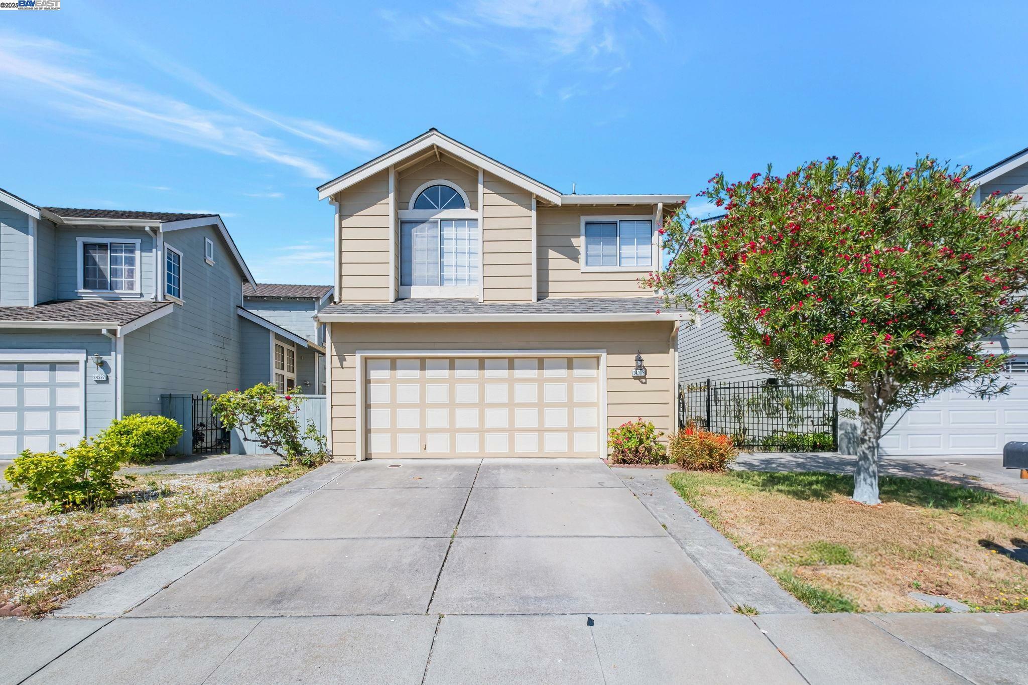 Property Photo: 34319 Platinum Ter CA 94555