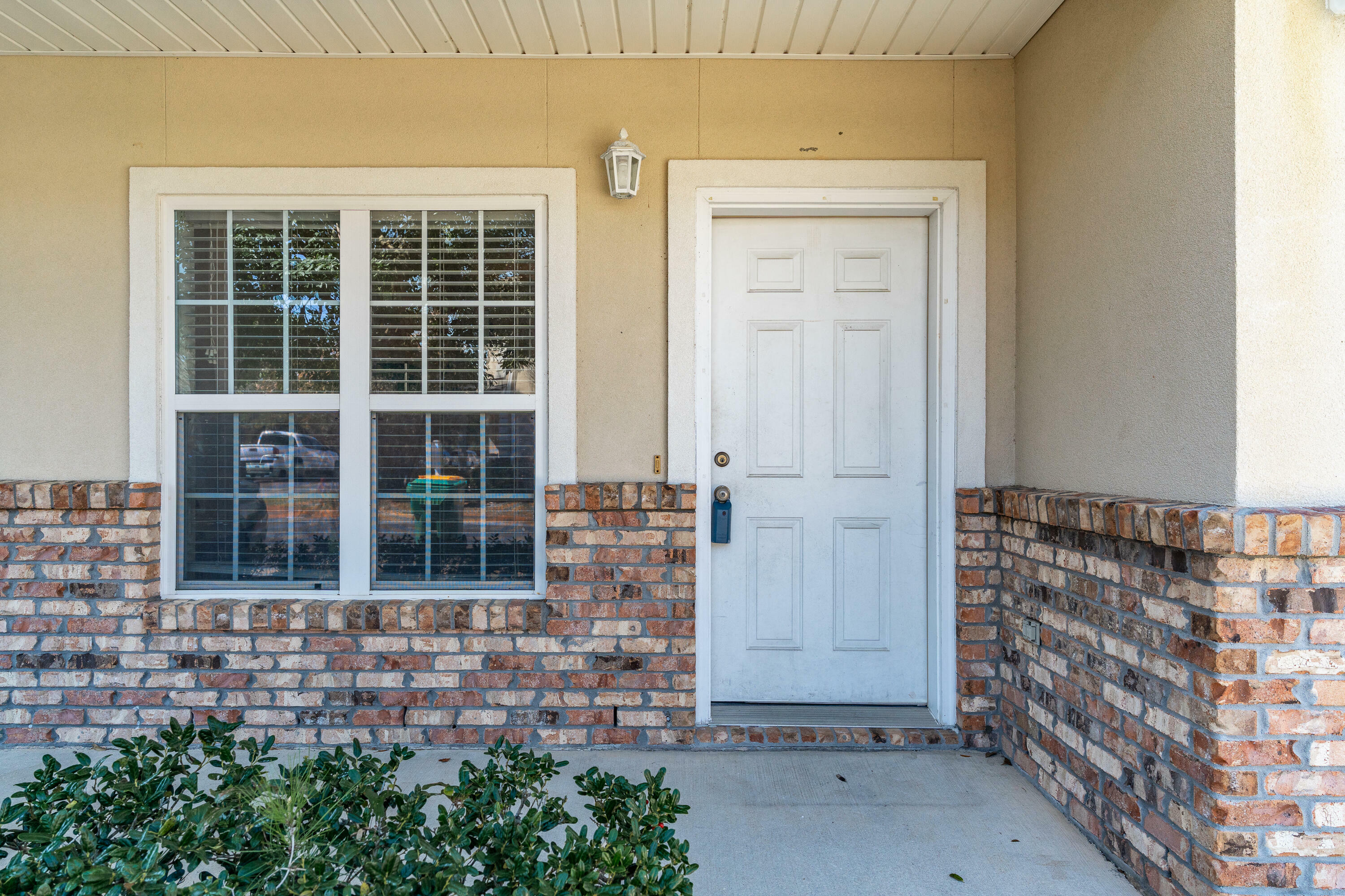 Property Photo: 1454 Bentley Circle FL 32547