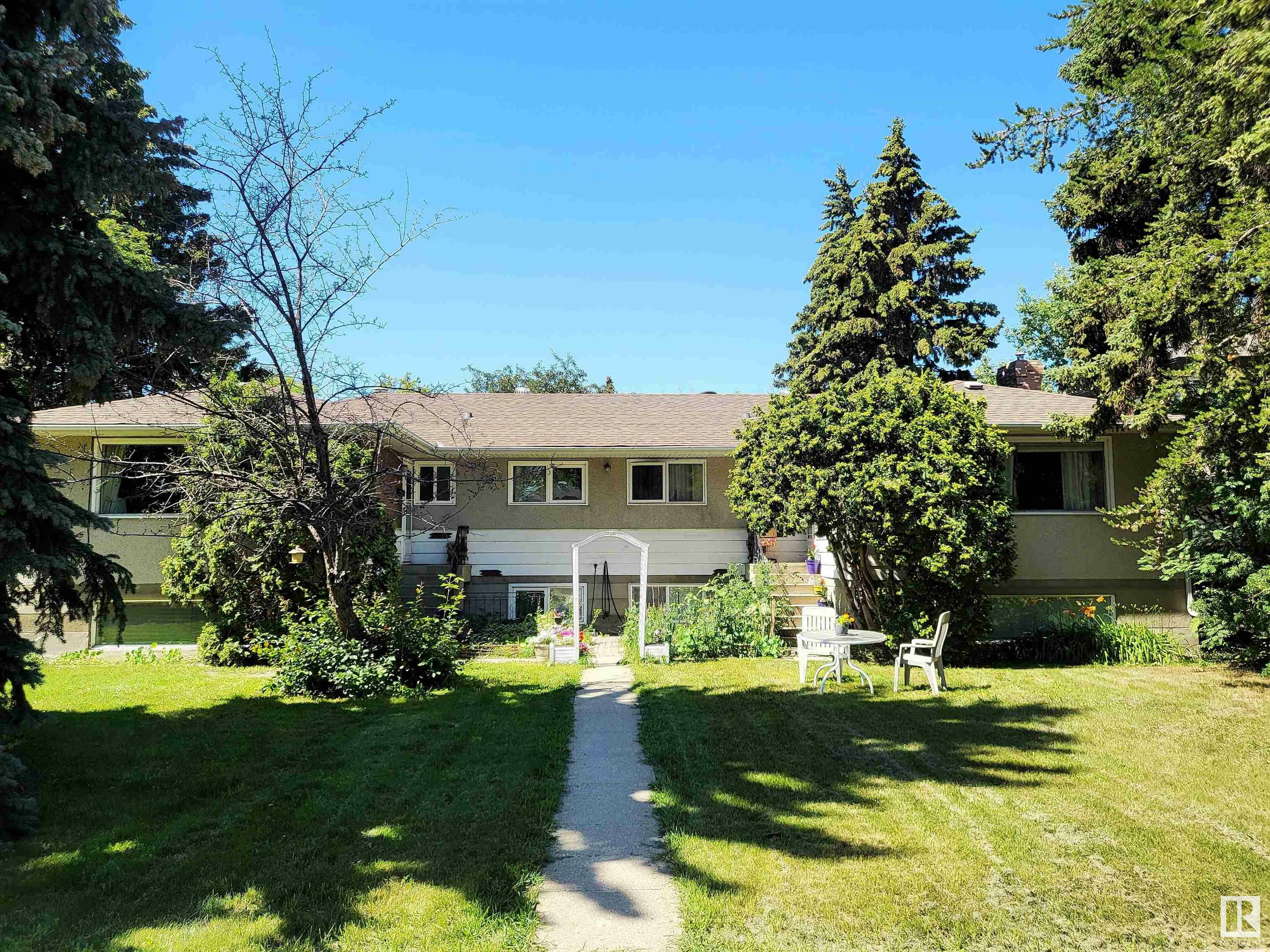 Property Photo:  10202 76 Street NW  AB T6A 3A6 