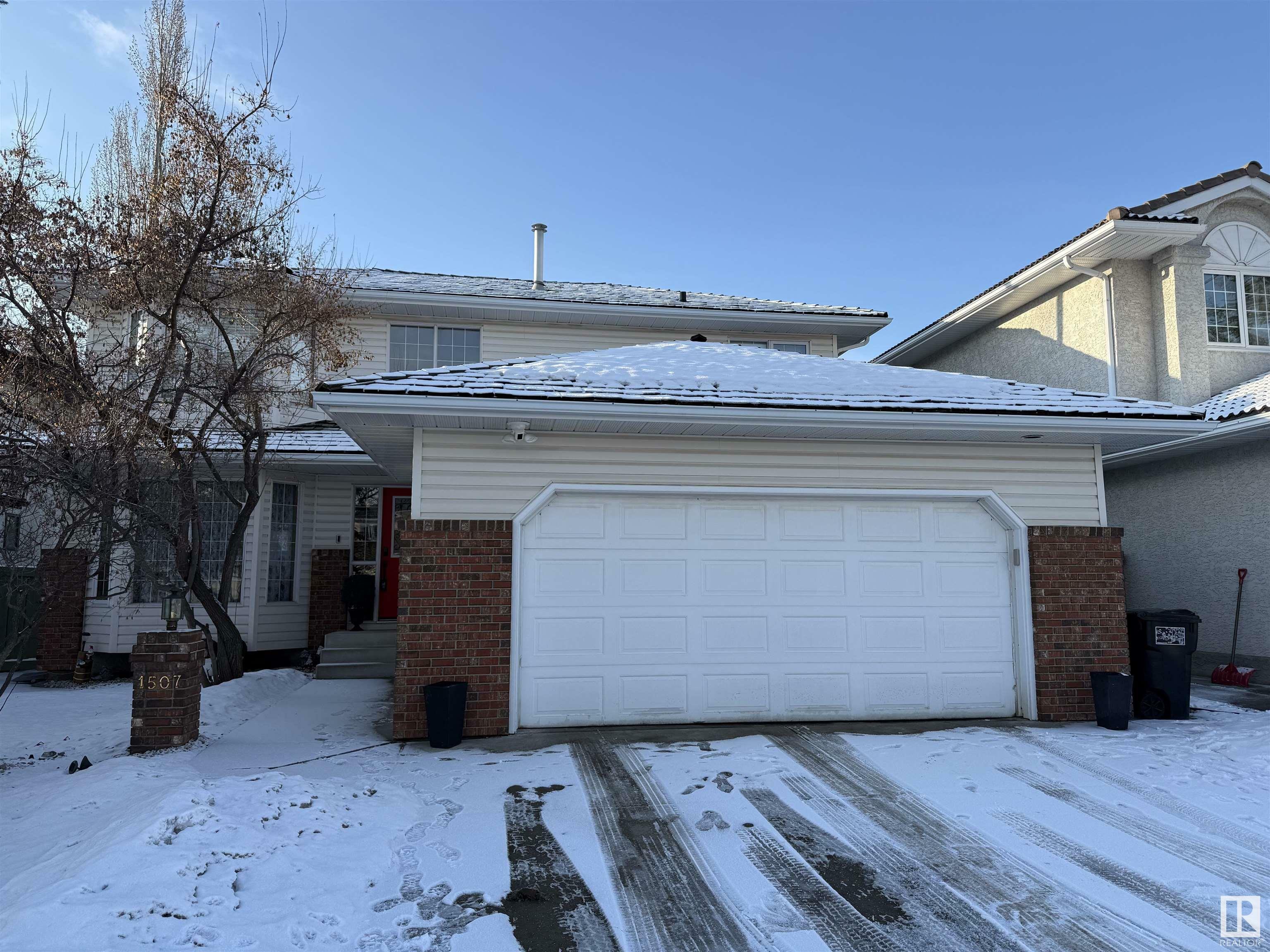 Property Photo:  1507 Wellwood Way NW  AB T6M 2M3 