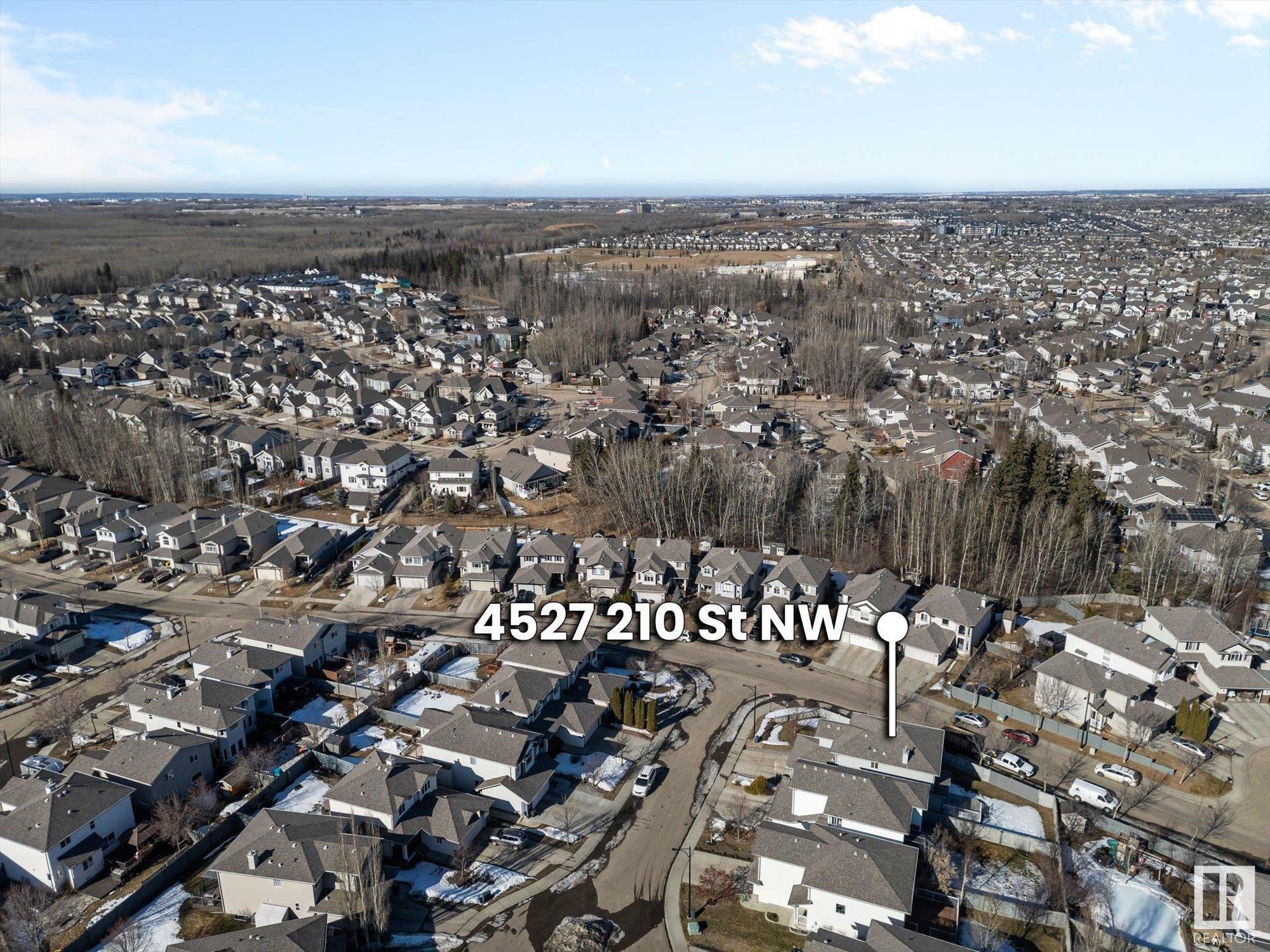 Property Photo:  4527 210 Street NW  AB T6M 0G5 