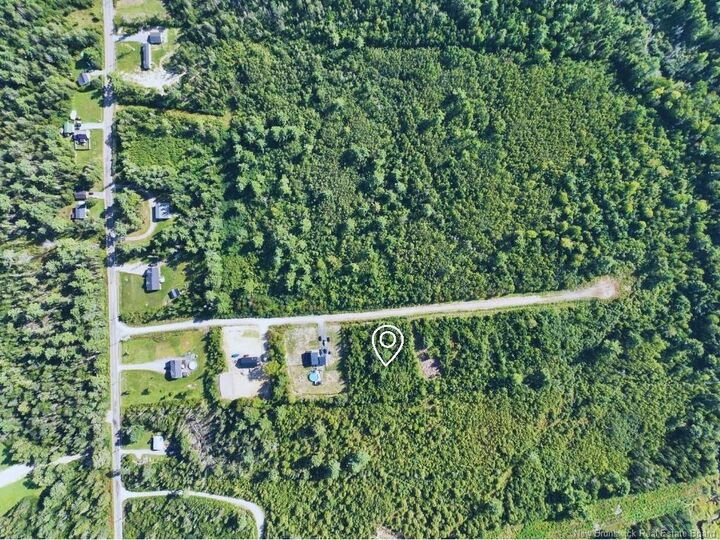 Property Photo: 7 Crest Avenue NB E3L 5C1