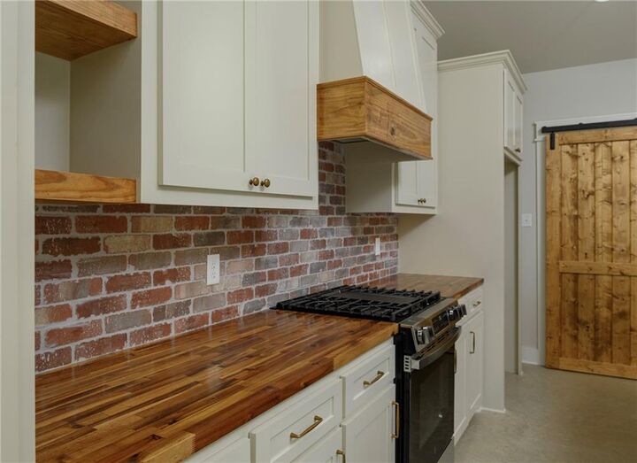 Property Photo:  11160 Highway 28 East Highway  LA 71360 