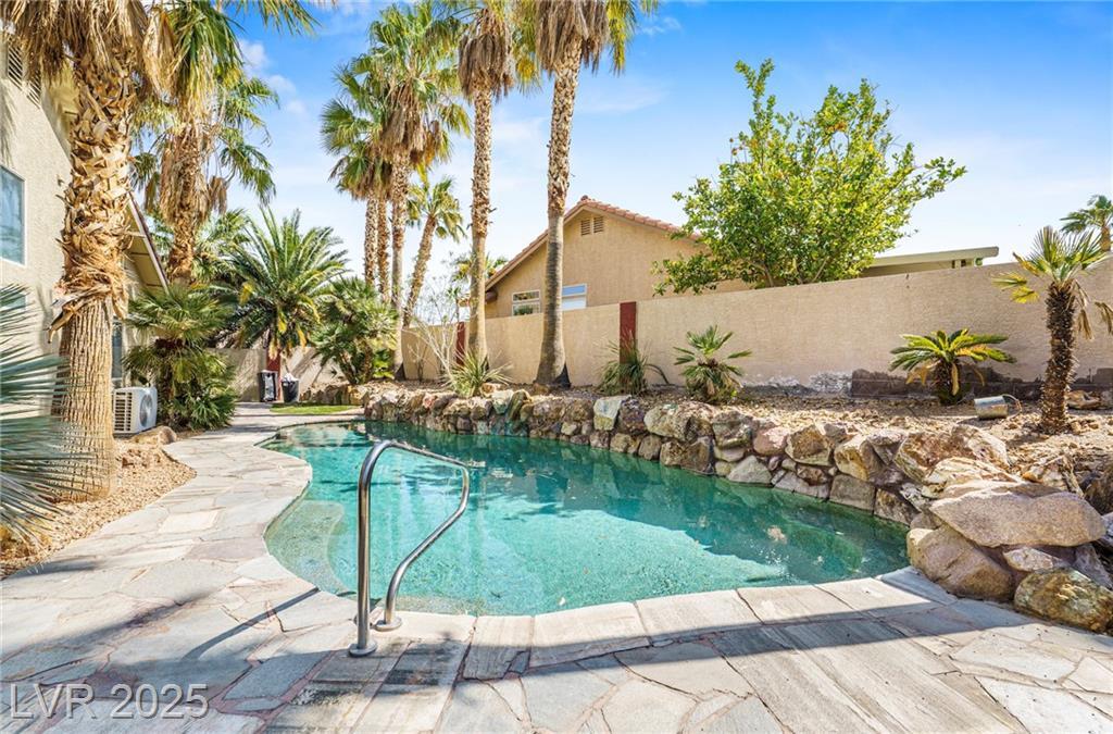 Property Photo: 124 Beach Oak Avenue NV 89002