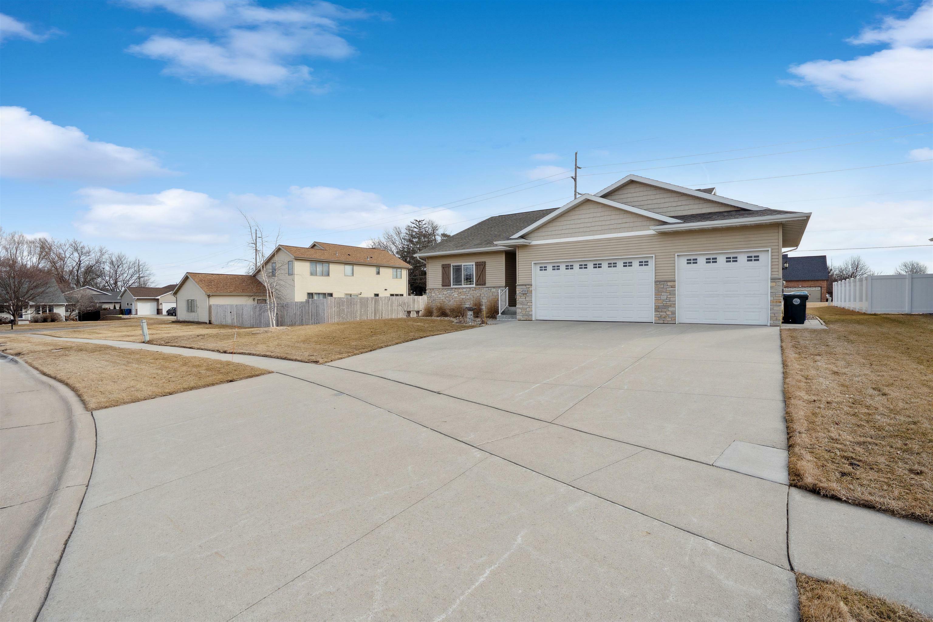 Property Photo:  4715 Yellowstone Drive  IA 50701 