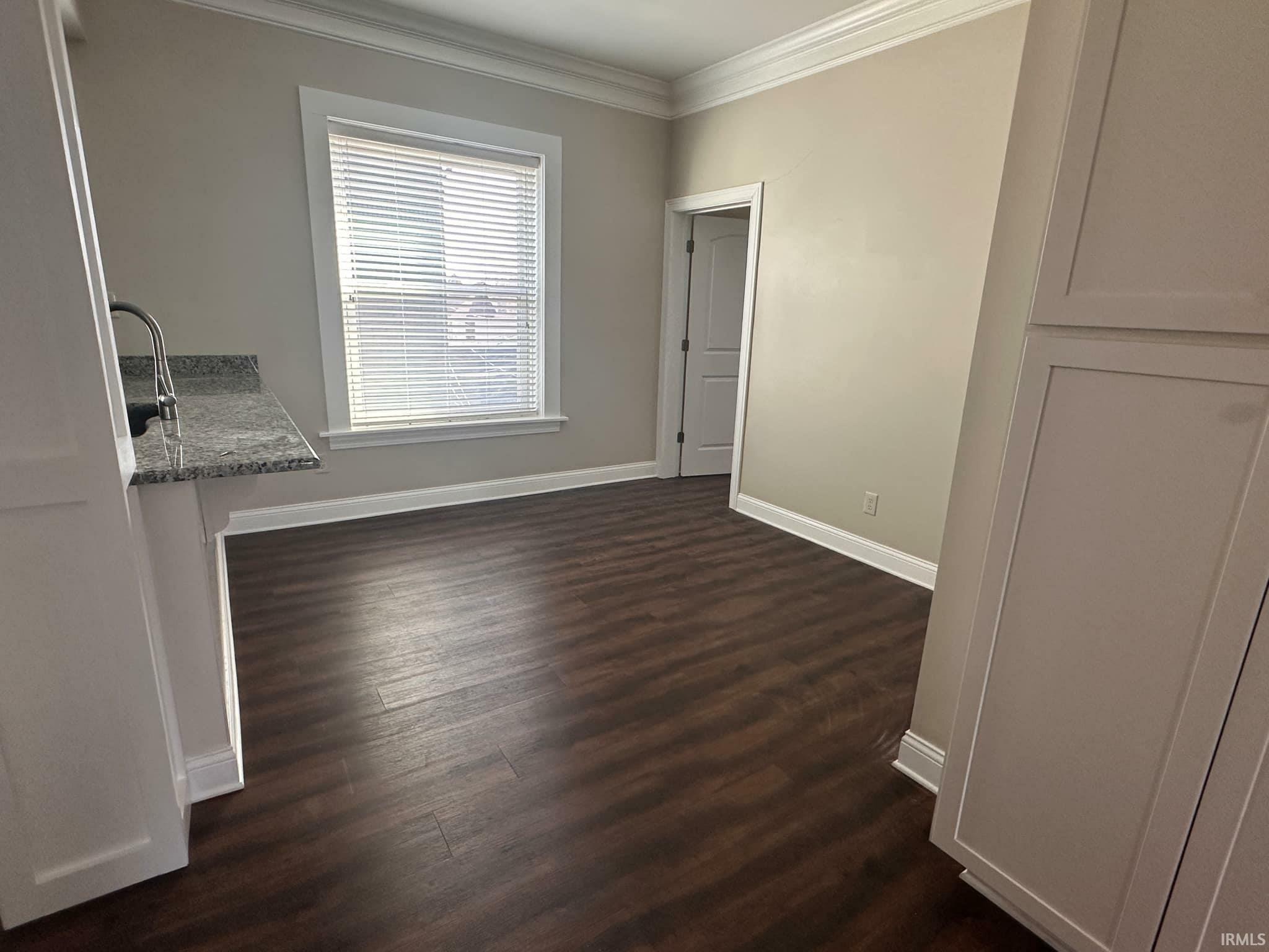 Property Photo:  602 SE Riverside Street F  IN 47713 