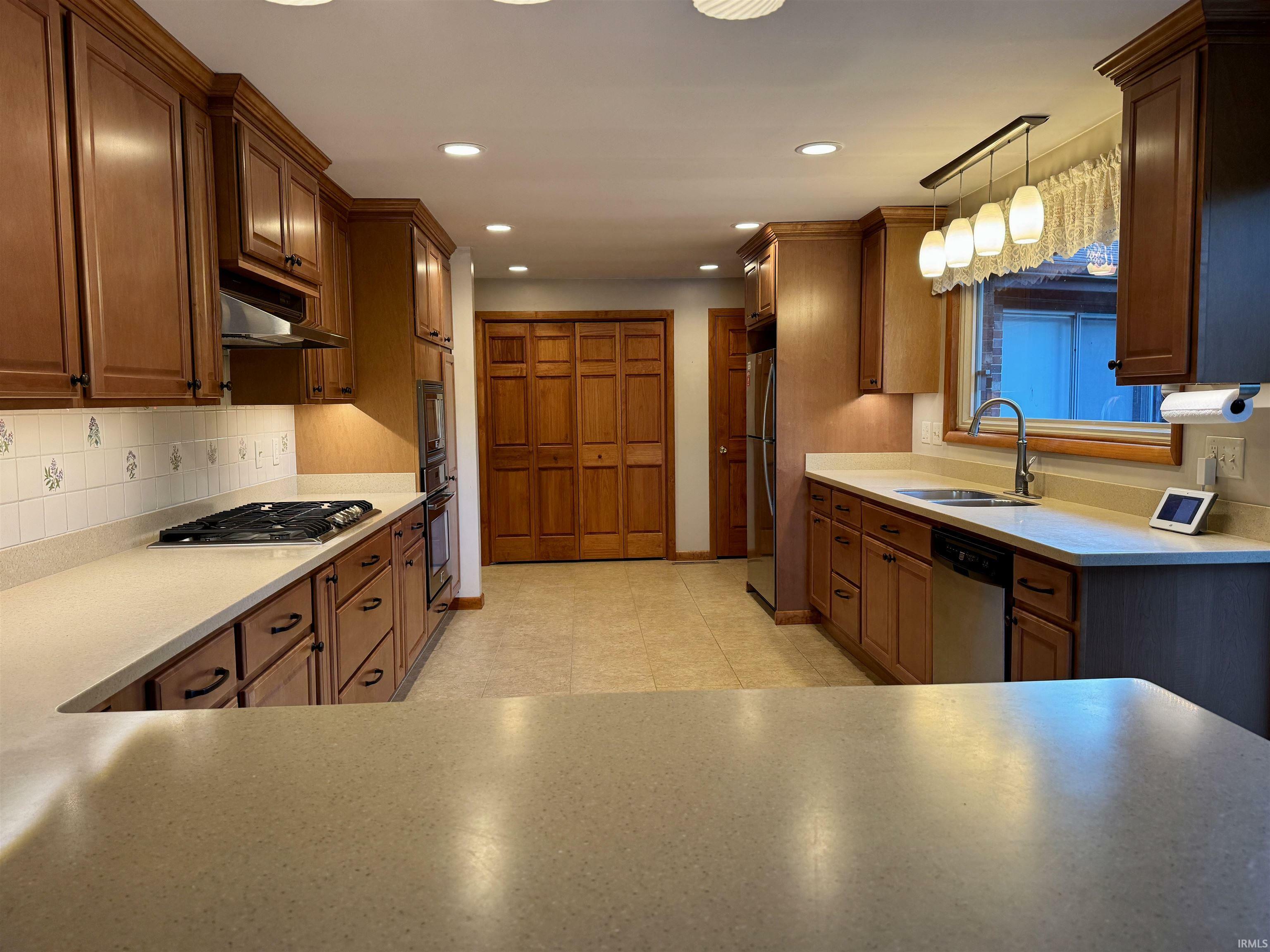 Property Photo: 1000 W Star Circle IN 47579
