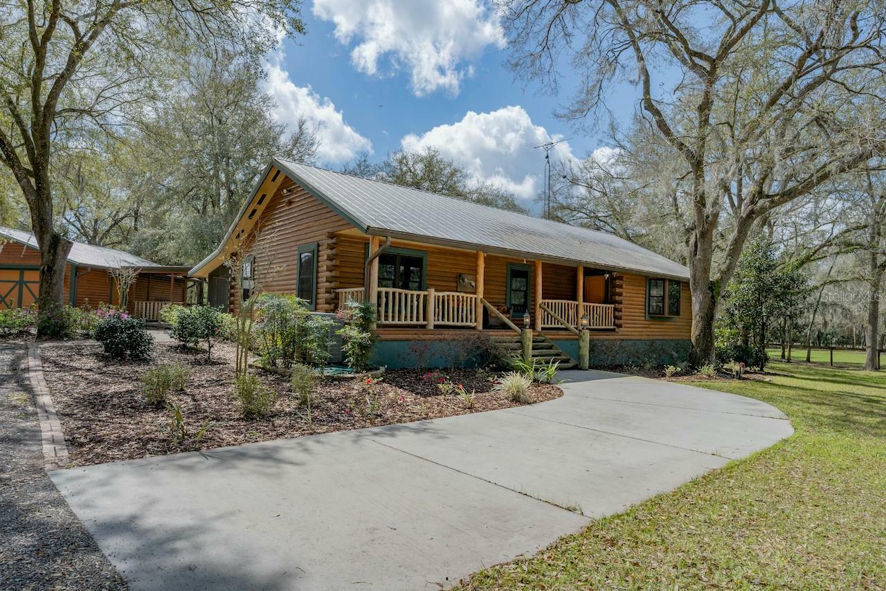 Property Photo: 11630 SE 78th Street FL 32668