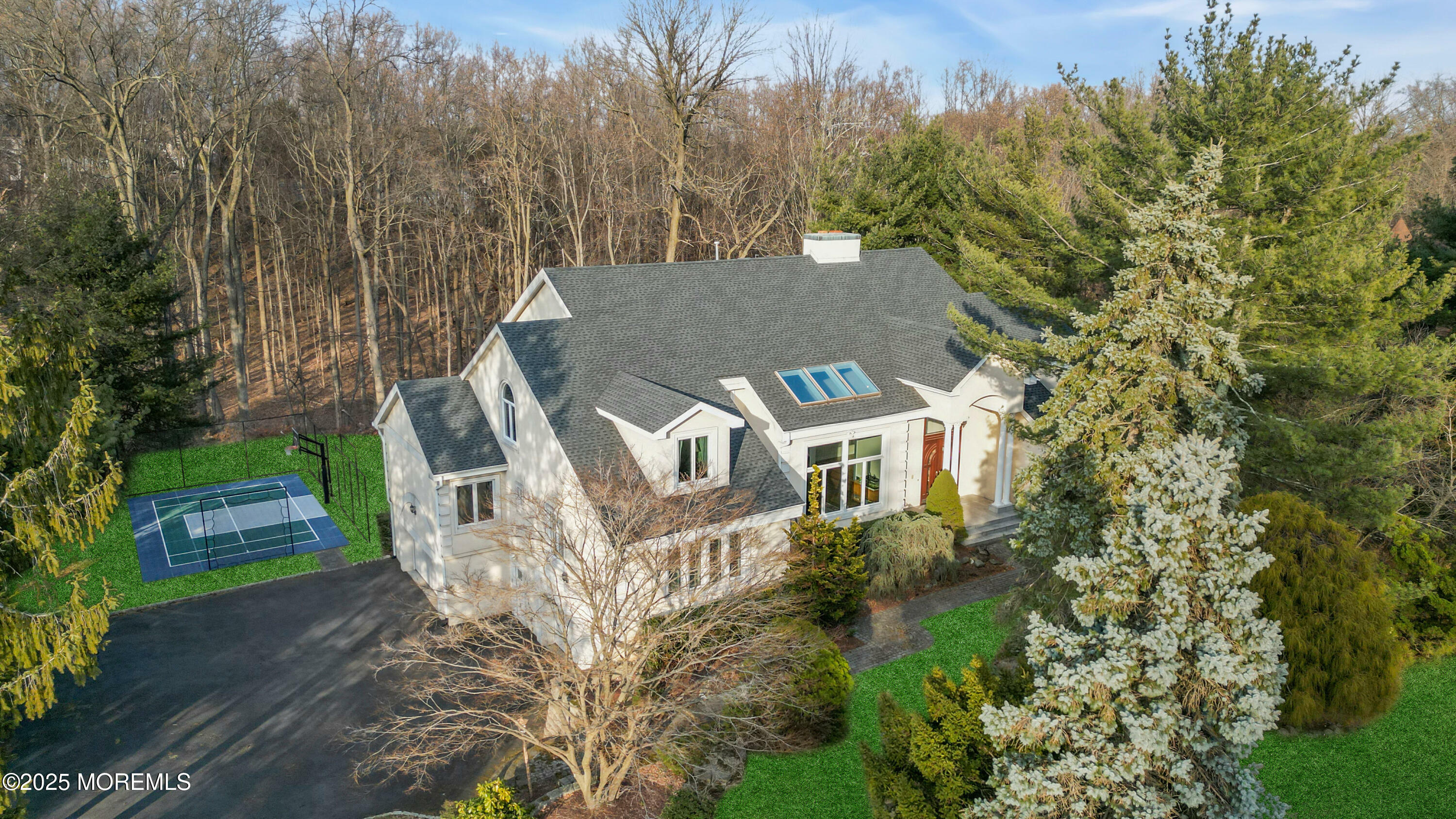 40 Takolusa Drive  Holmdel NJ 07733 photo