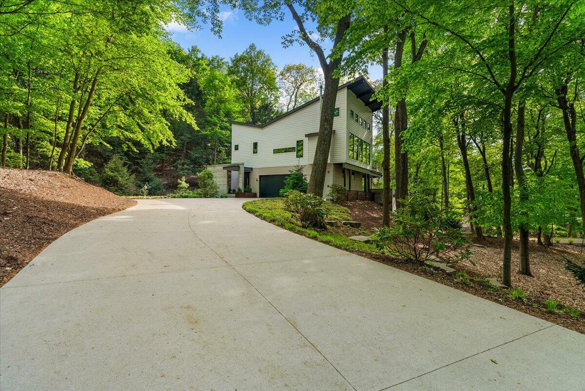 Property Photo: 371 Dunegrass Circle Drive MI 49453