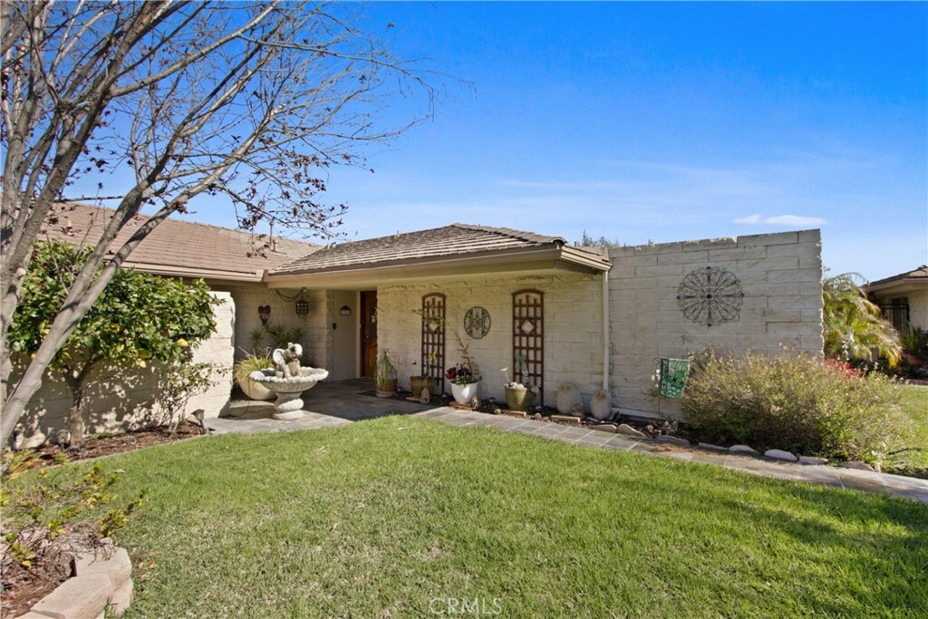 Property Photo:  27112 Paseo Burladero C  CA 92675 