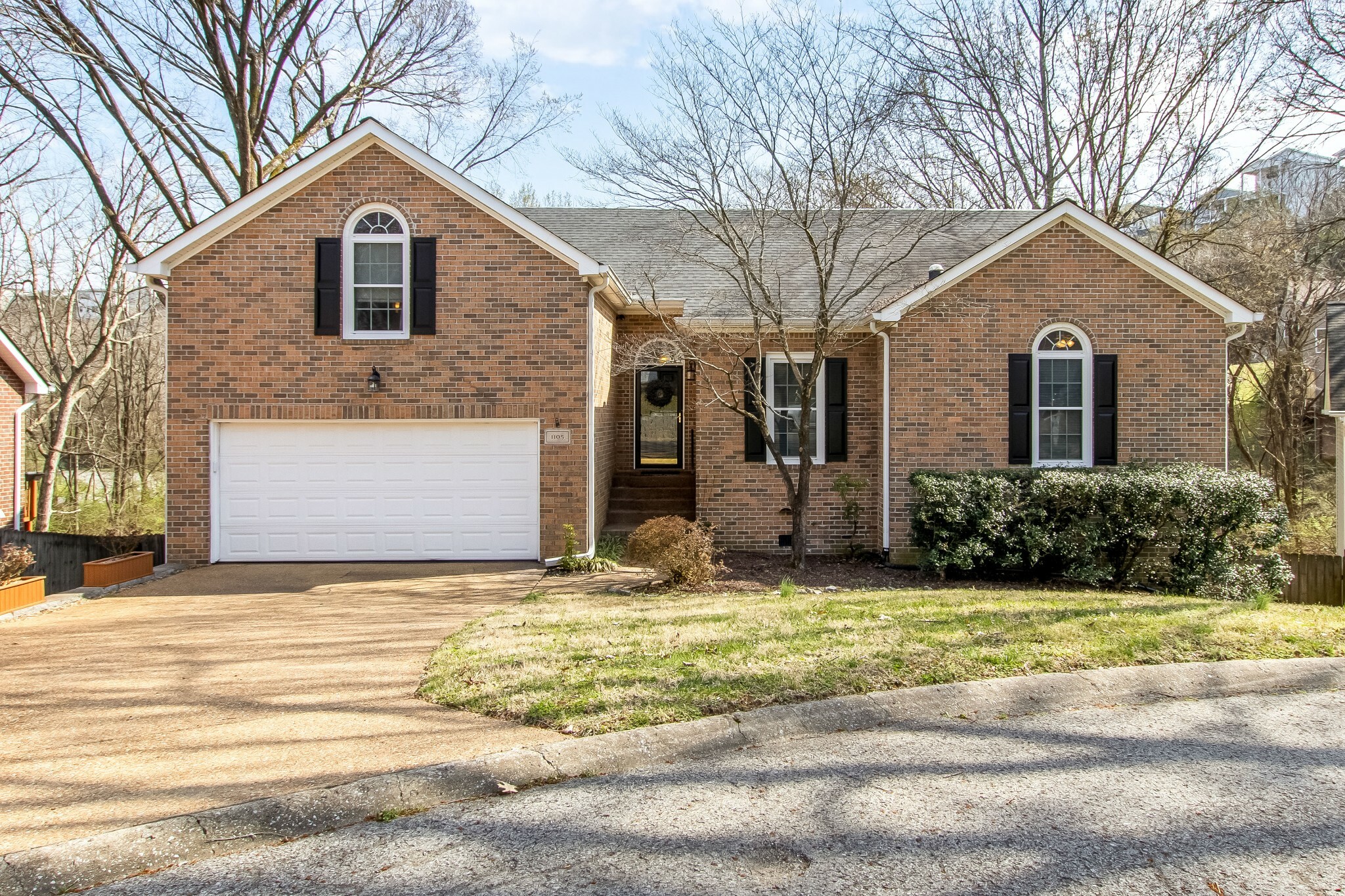 Property Photo: 1105 Elmshade Ct TN 37211