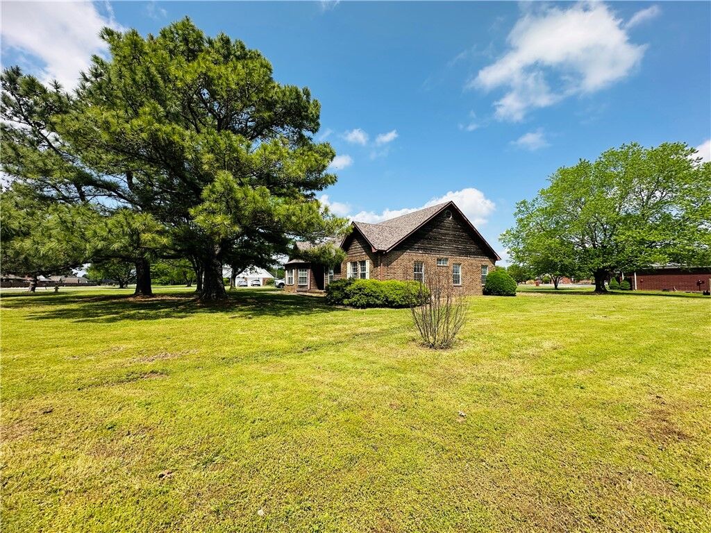 Property Photo:  122 Pinkley Road  AR 72762 