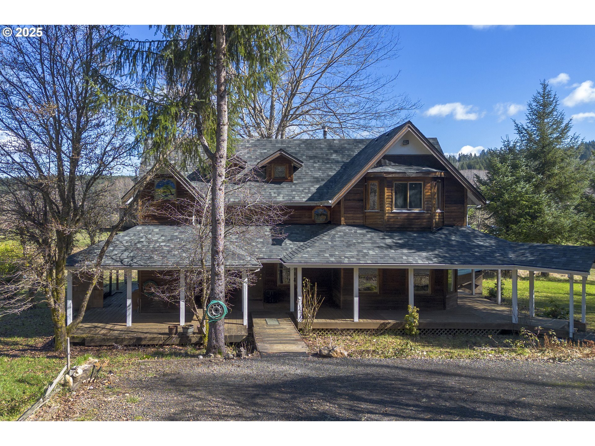 Property Photo: 43957 Highway 26 OR 97138