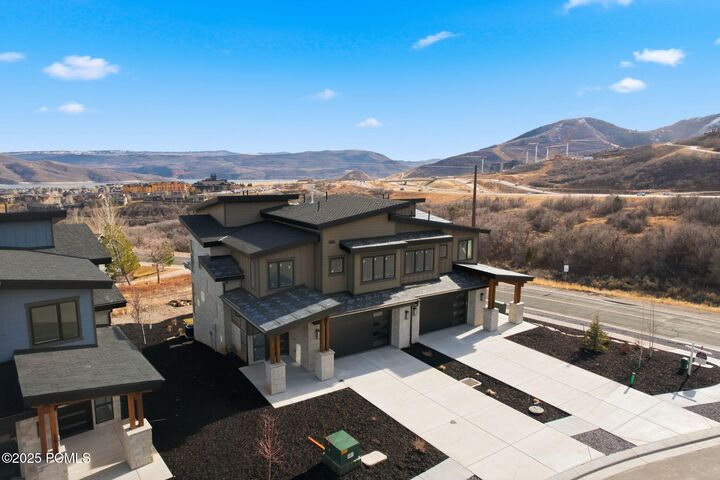 Property Photo: 1906 W Mochila Circle UT 84032