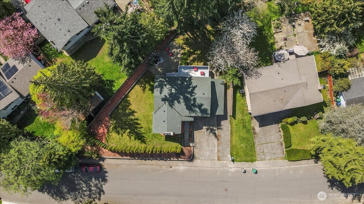 Property Photo: 9908 48th Avenue W WA 98275