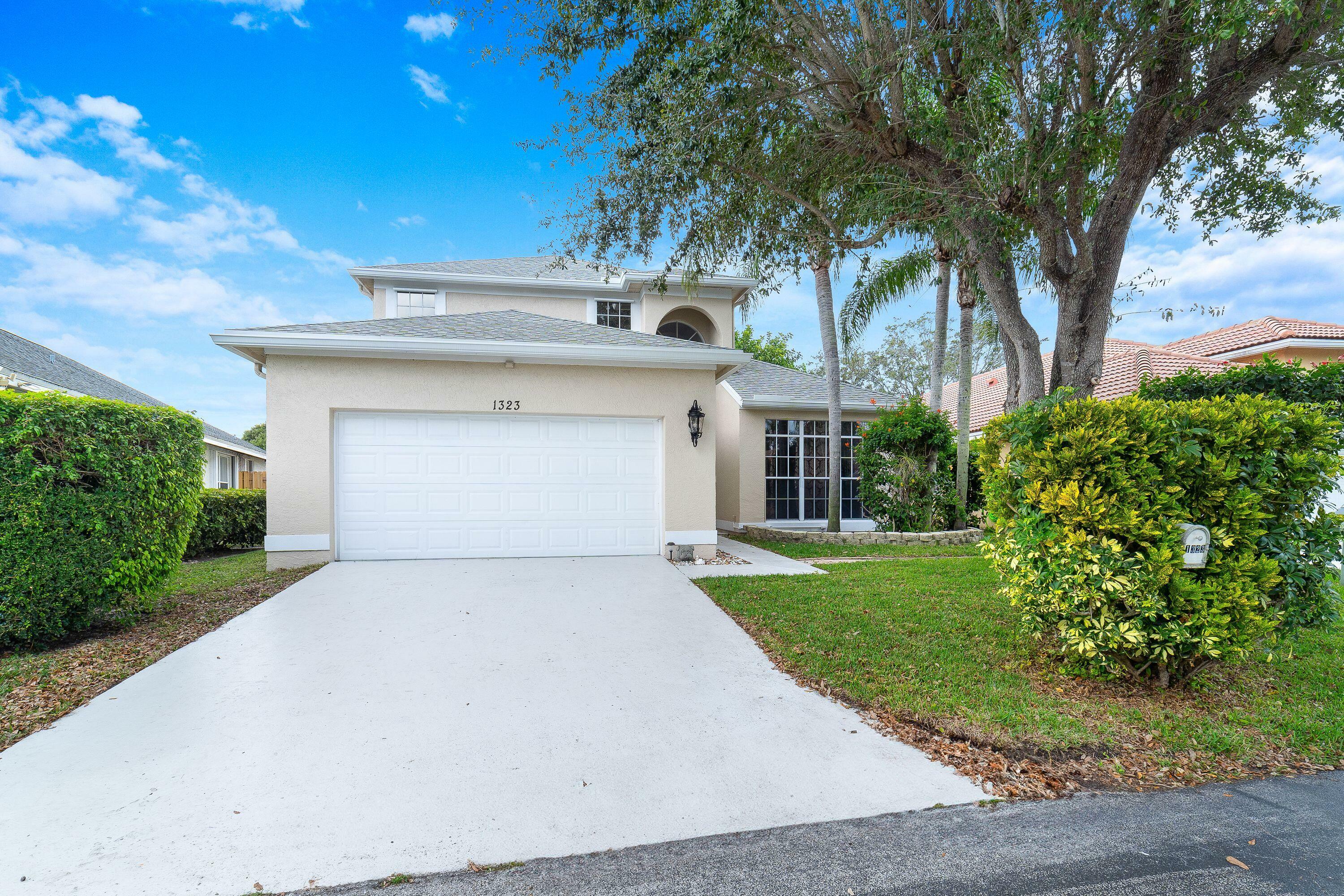 1323 Fairfax Circle E  Boynton Beach FL 33436 photo