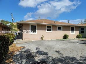 Property Photo: 2309 Liberty St FL 33020