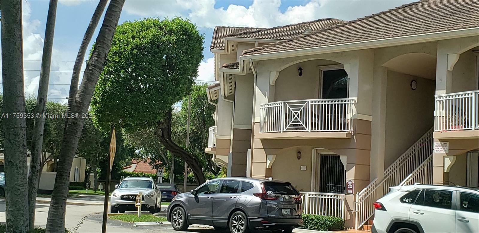 Property Photo: 8858 W Flagler St 206 FL 33174