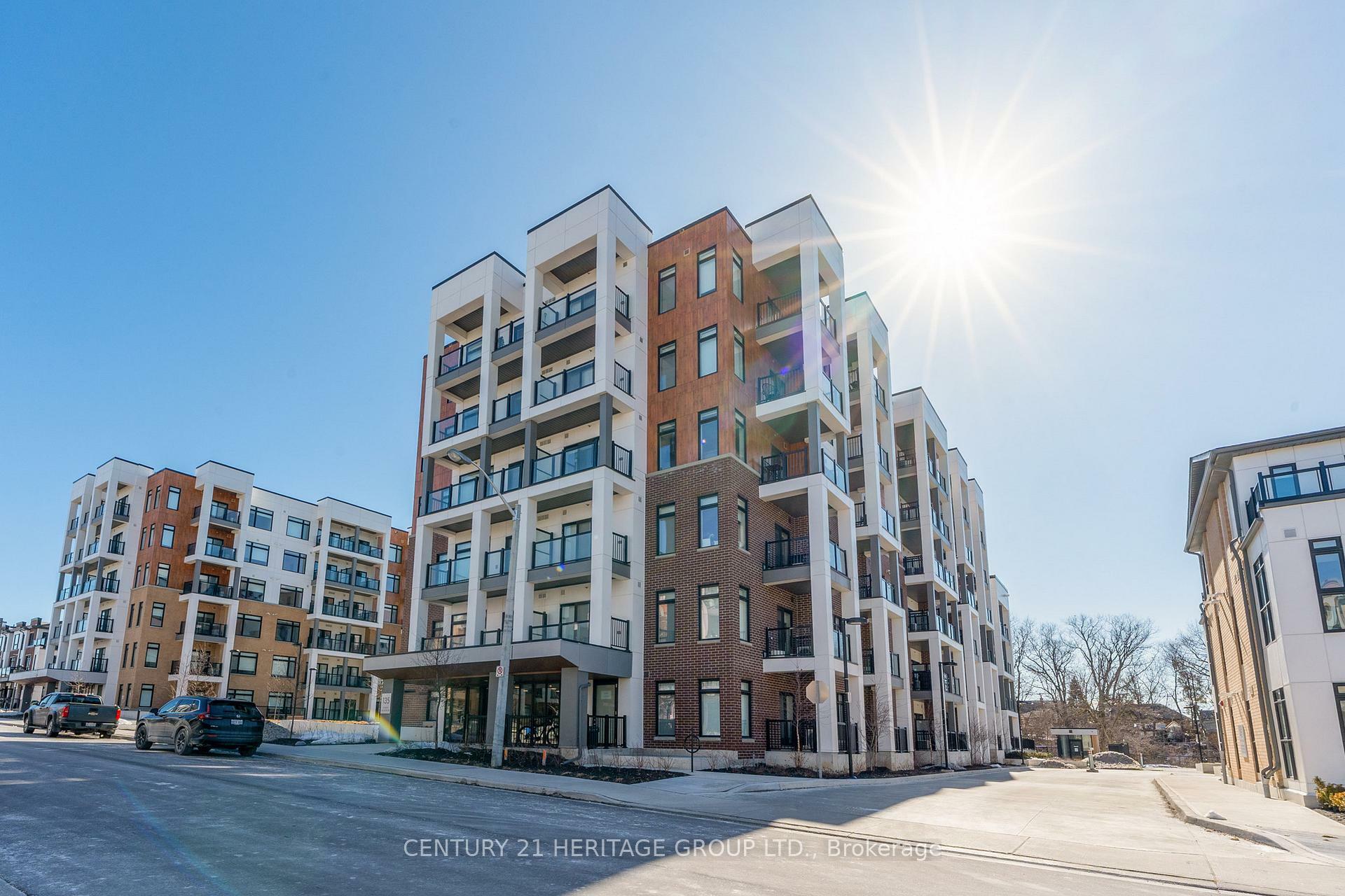 135 Canon Jackson Drive 602  Toronto ON M6M 0C3 photo