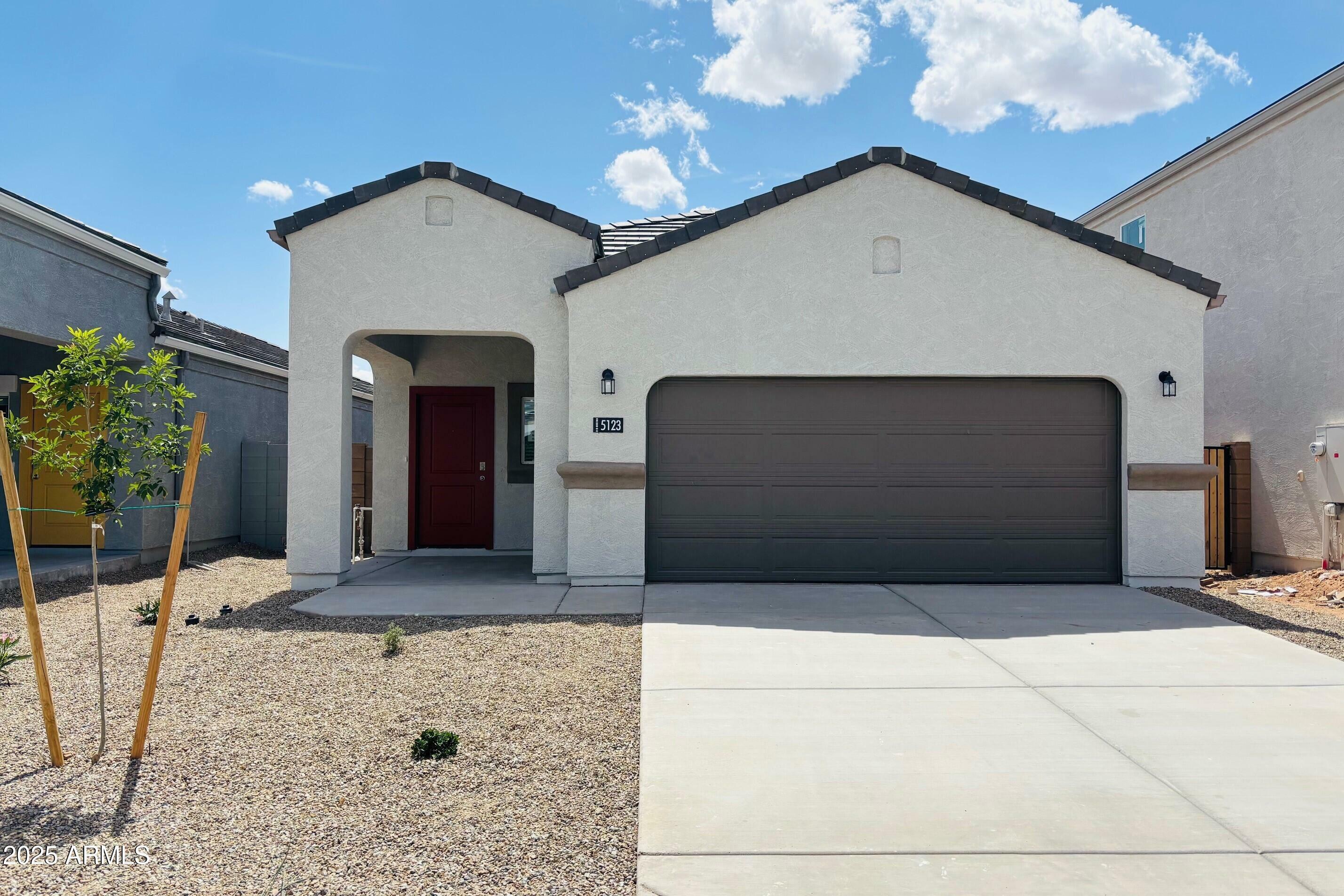 Property Photo:  5123 E Umber Road  AZ 85143 