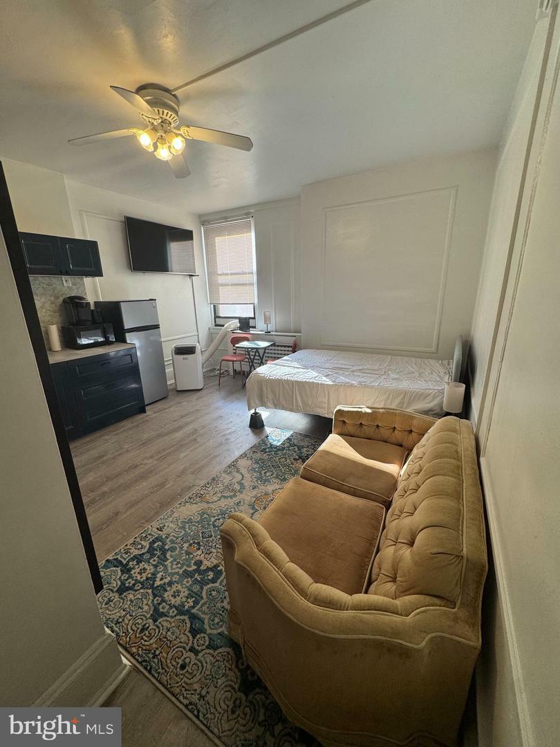 1324 Locust Street 615  Philadelphia PA 19107 photo