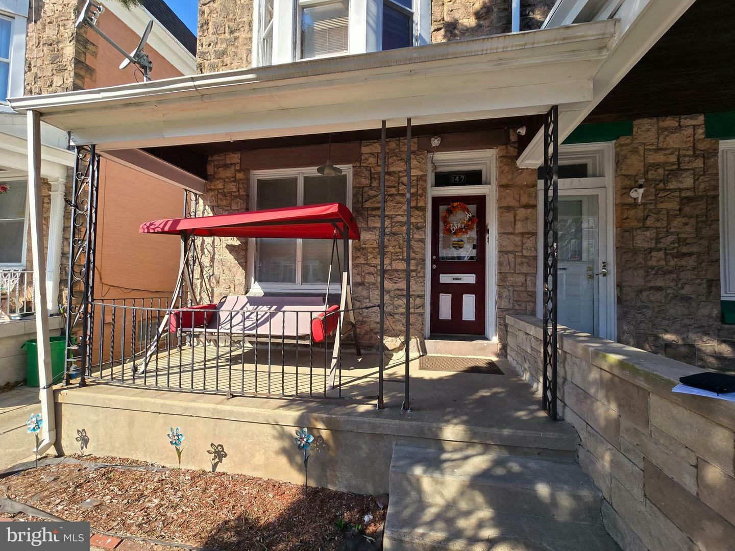 Property Photo: 147 W Douglass Street PA 19601