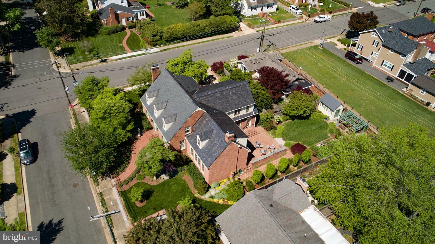 Property Photo: 809 Cornell Street VA 22401