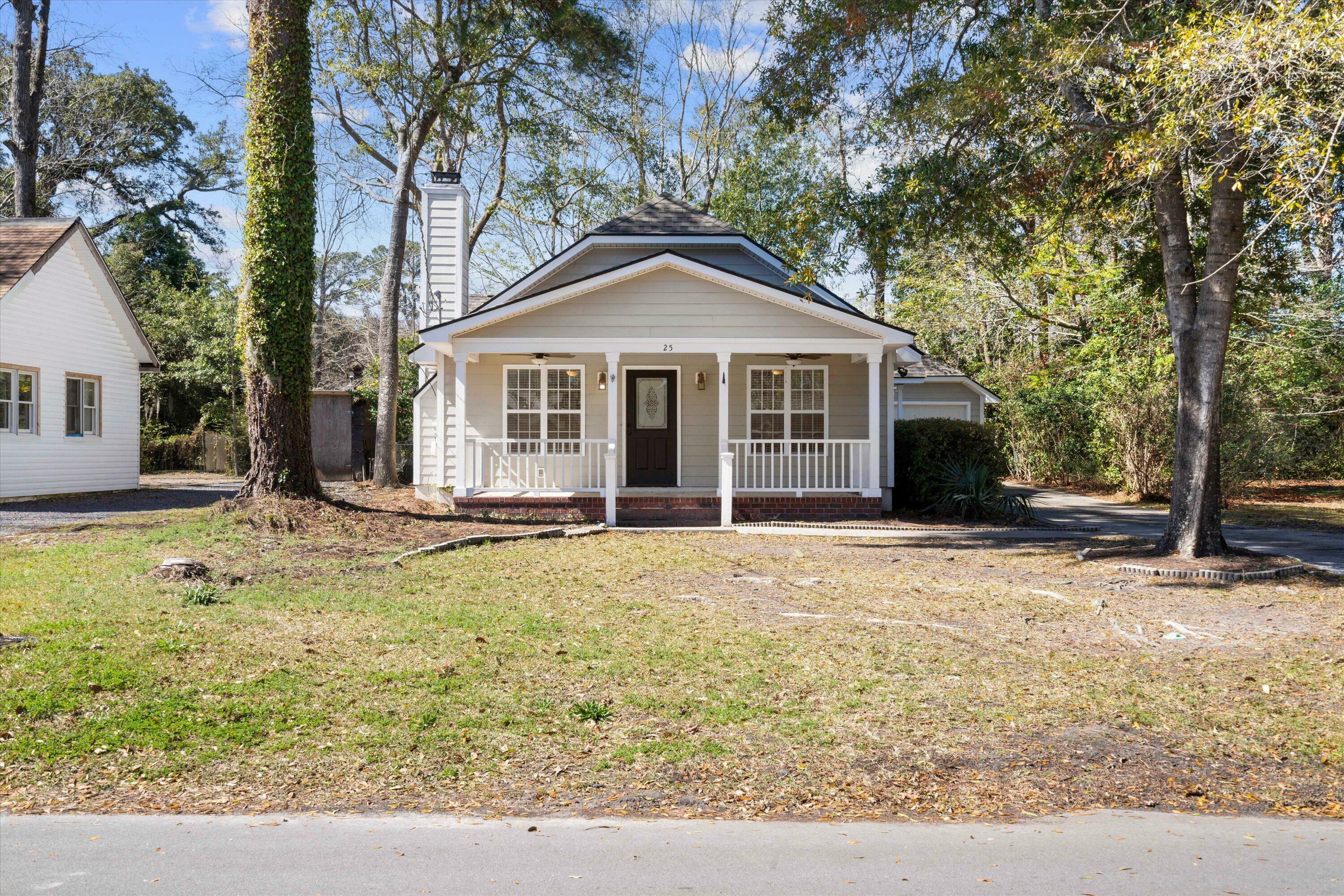 Property Photo:  25 Oak Forest Drive  SC 29407 