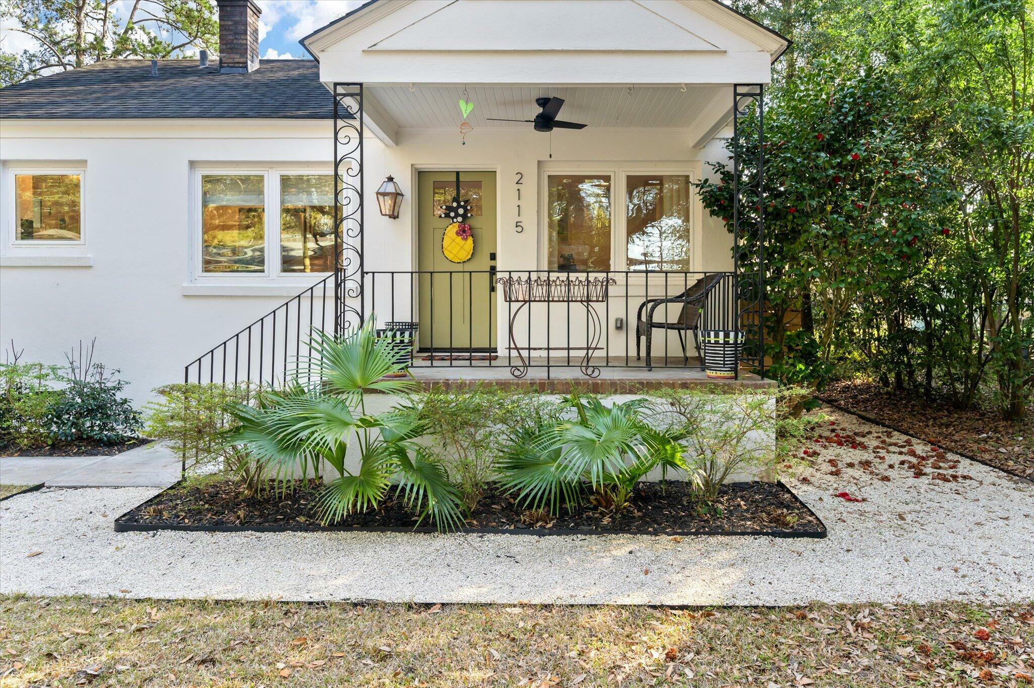 Property Photo:  2115 Wappoo Drive  SC 29412 