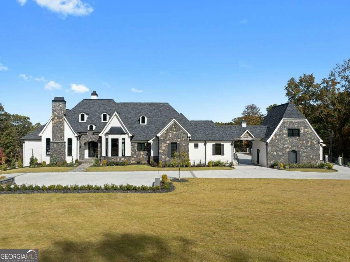 Property Photo: 4100 Oak Hill Road GA 30135