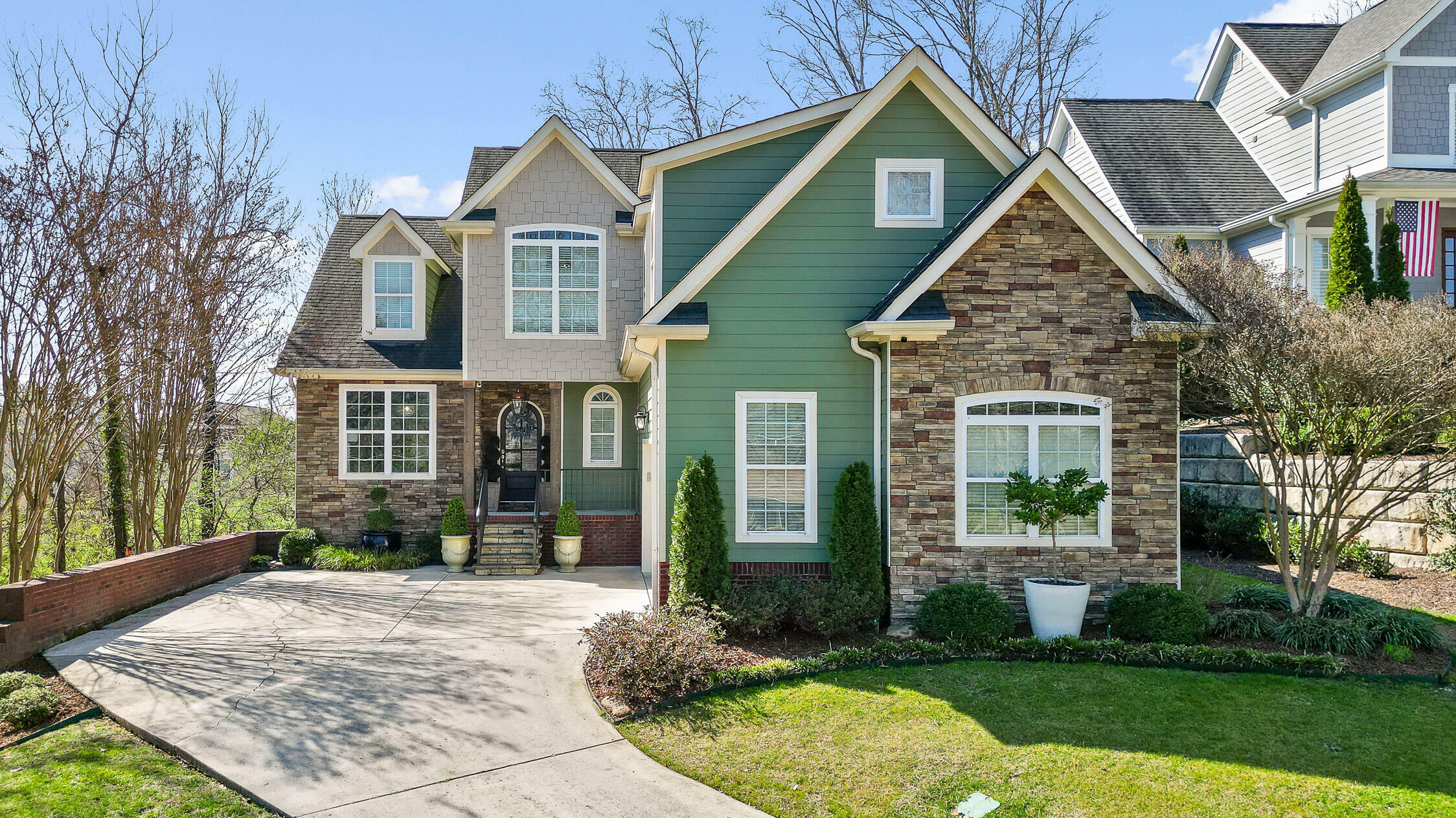 Property Photo: 1024 E Dallas Road TN 37405