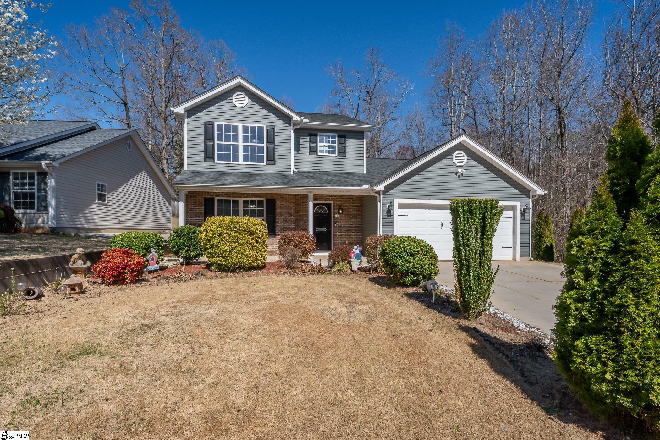 Property Photo:  104 Kingscreek Drive  SC 29650 