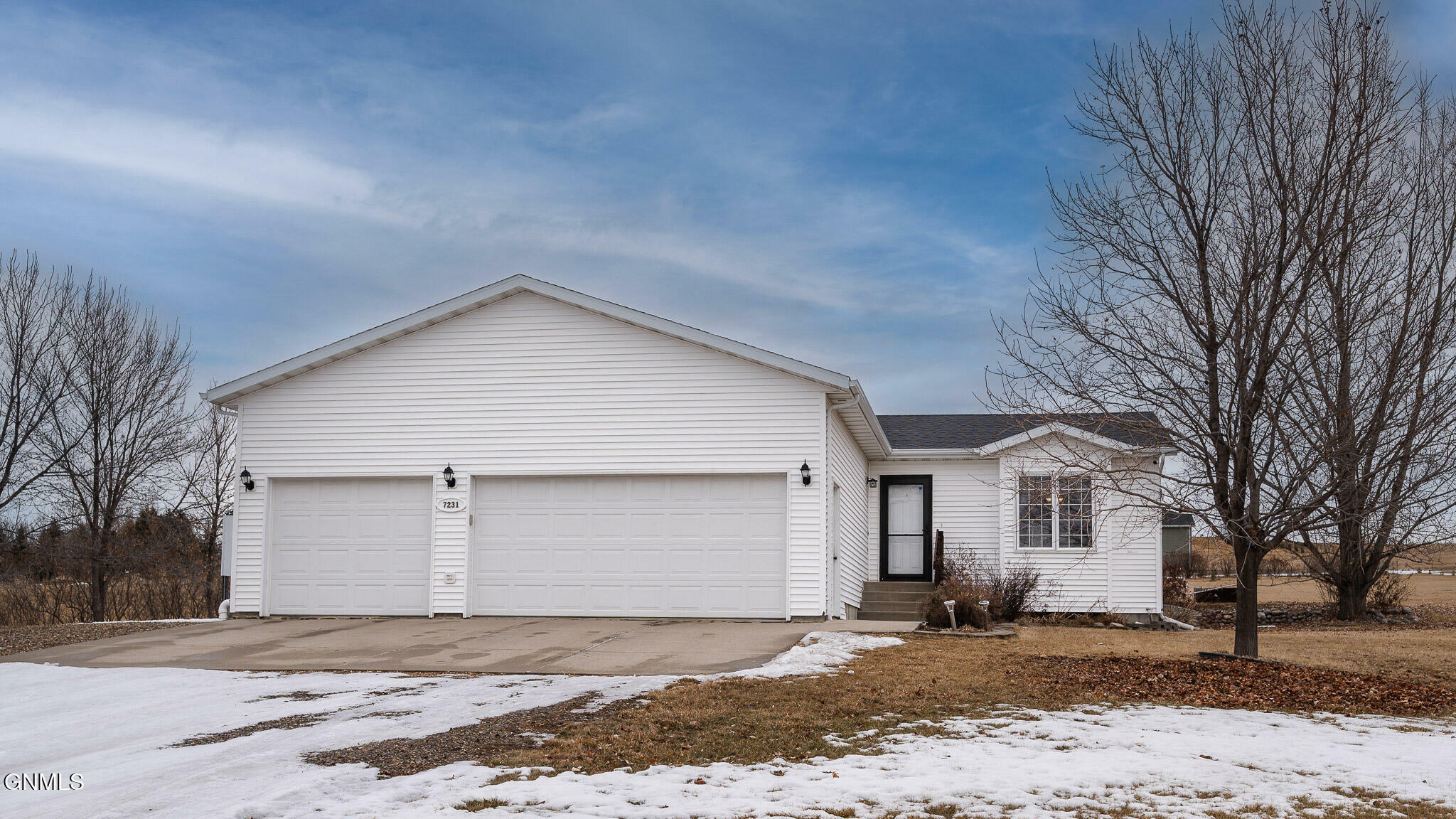 Property Photo:  7231 Keystone Drive  ND 58503 