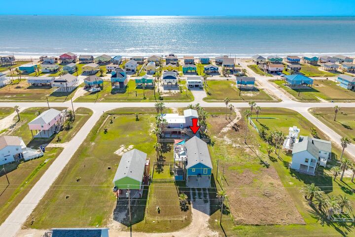 Property Photo:  307 Murex Drive  TX 77541 