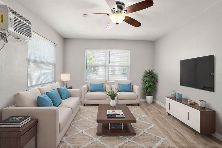 Property Photo: 4218 2nd Avenue S FL 33711