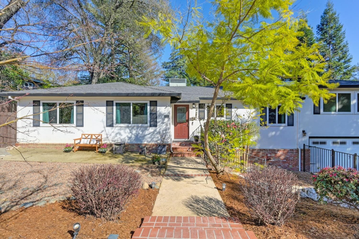 Property Photo: 3318 Deodar Street CA 95608