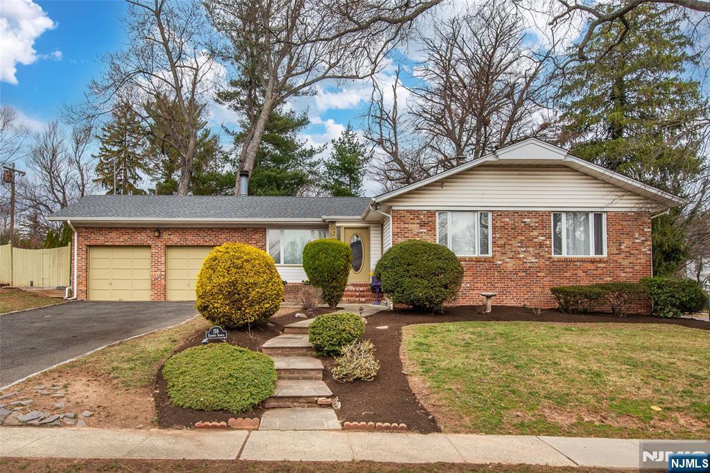 Property Photo:  159 Raymond Avenue  NJ 07079 