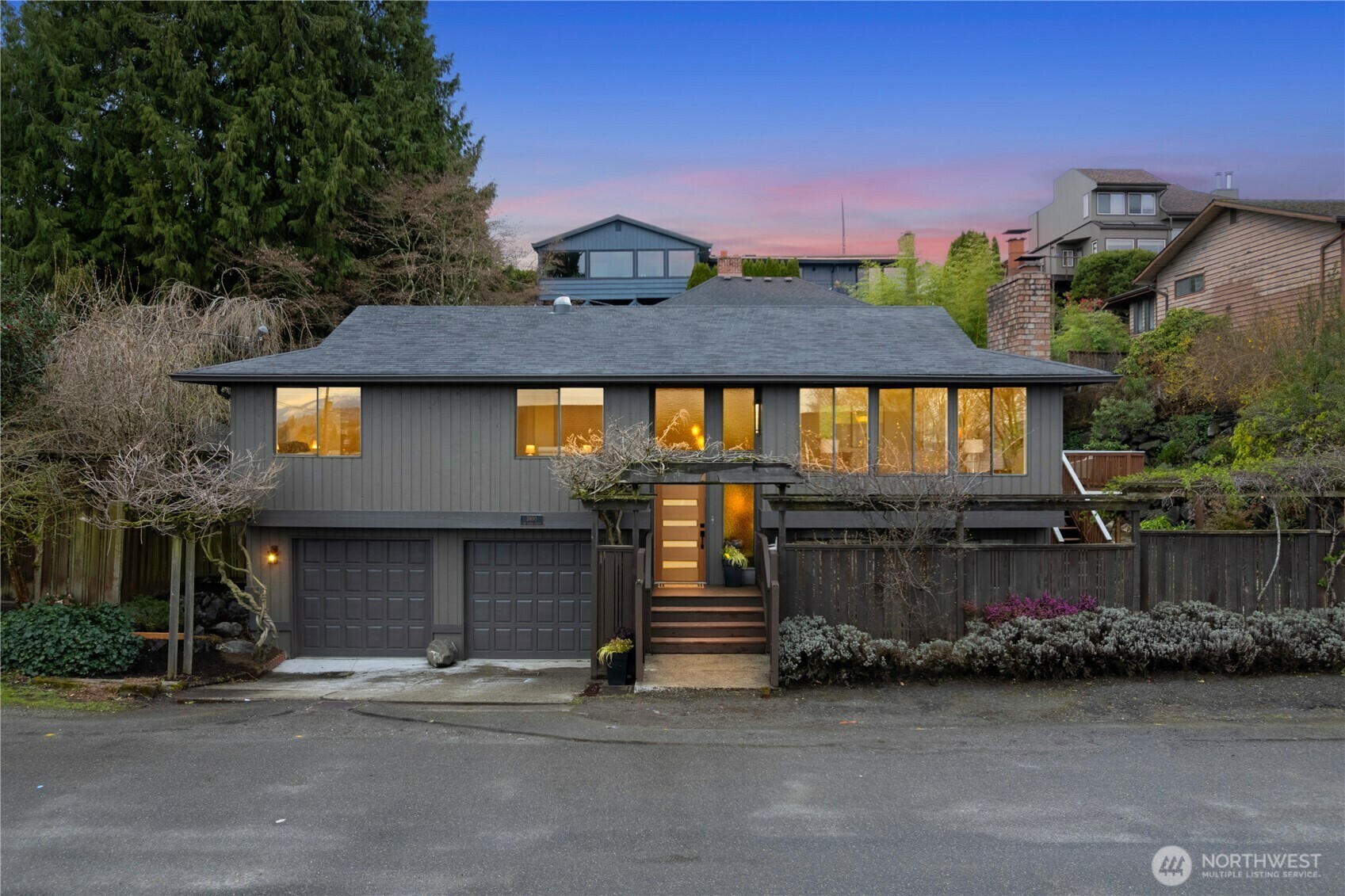 Property Photo:  3400 SW Hinds Street  WA 98126 