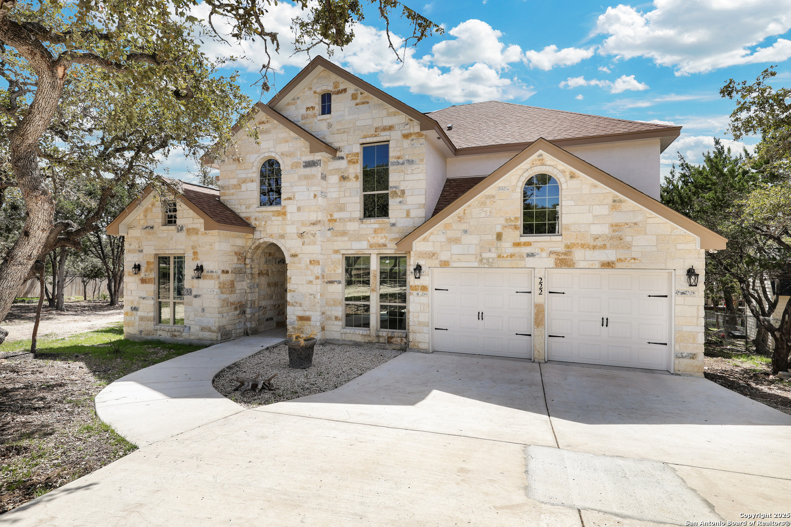 Property Photo: 222 Rabbit Run TX 78260