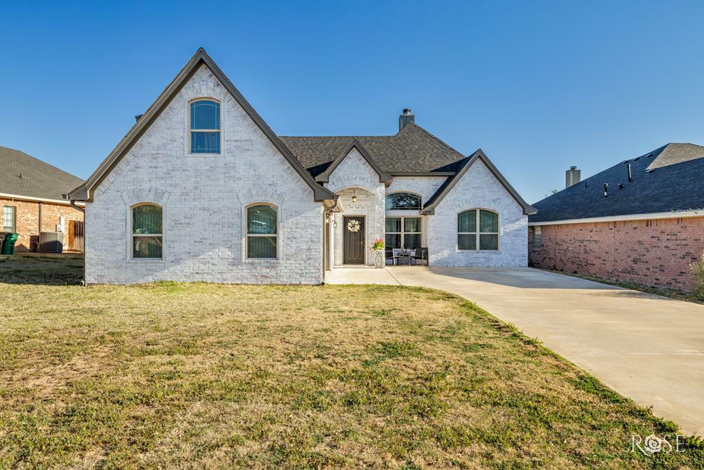 Property Photo: 6018 Warwick Dr TX 76901