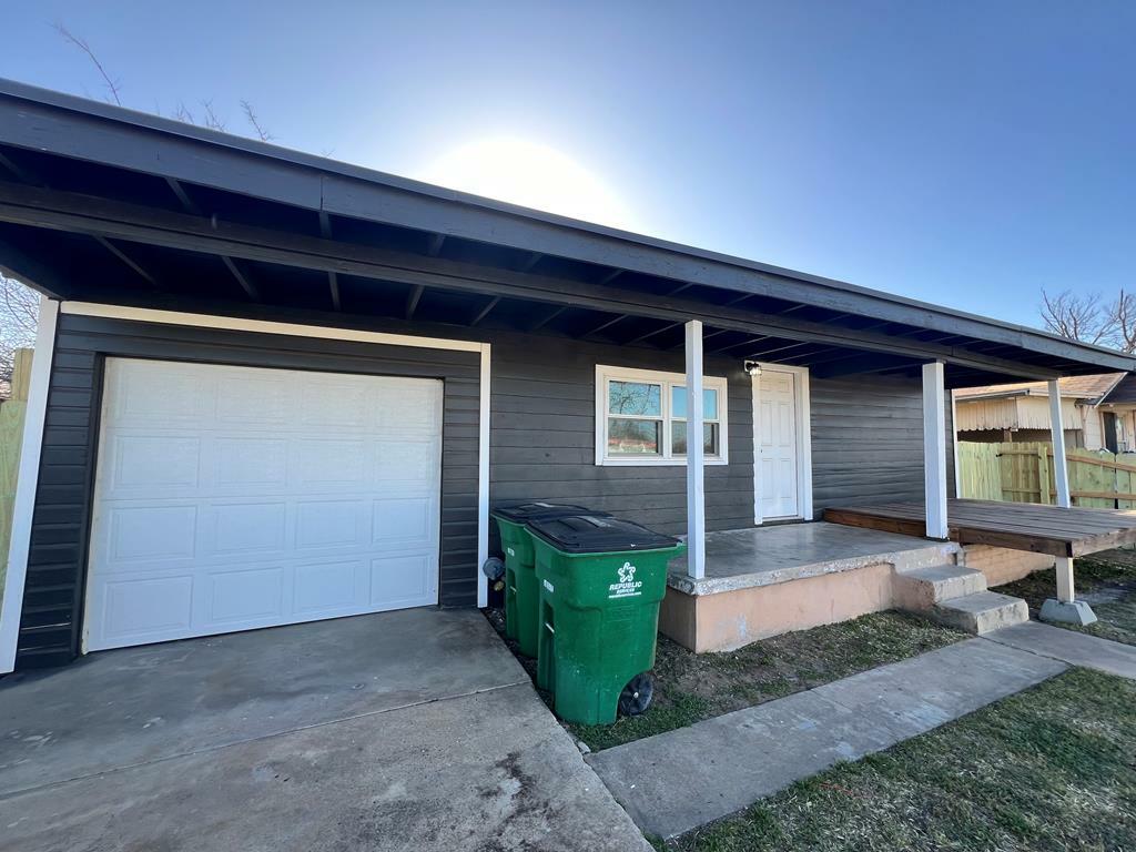 4004 Travis St  San Angelo TX 7690 photo