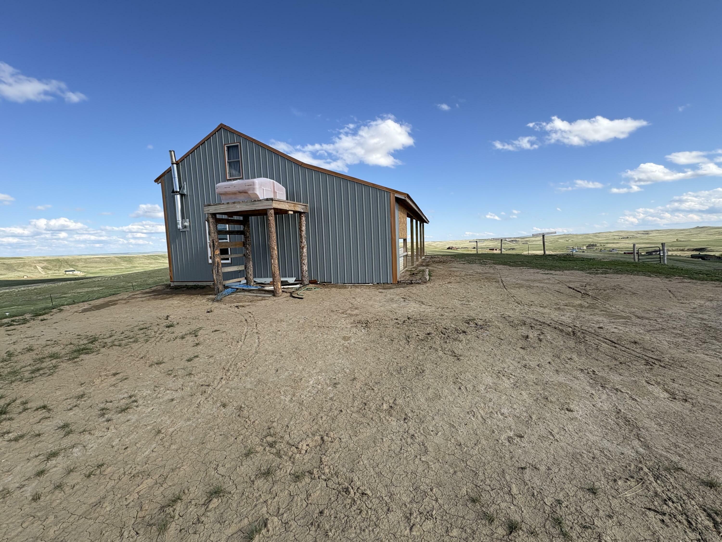Property Photo: 49 Mustang Road WY 82834